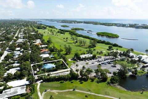 A home in Lake Worth Beach