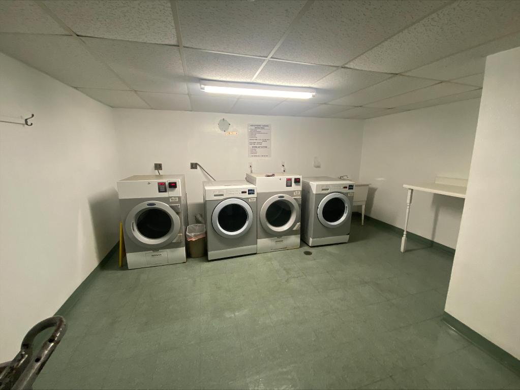 LE CHATEAU ROYAL CONDO - Residential Lease