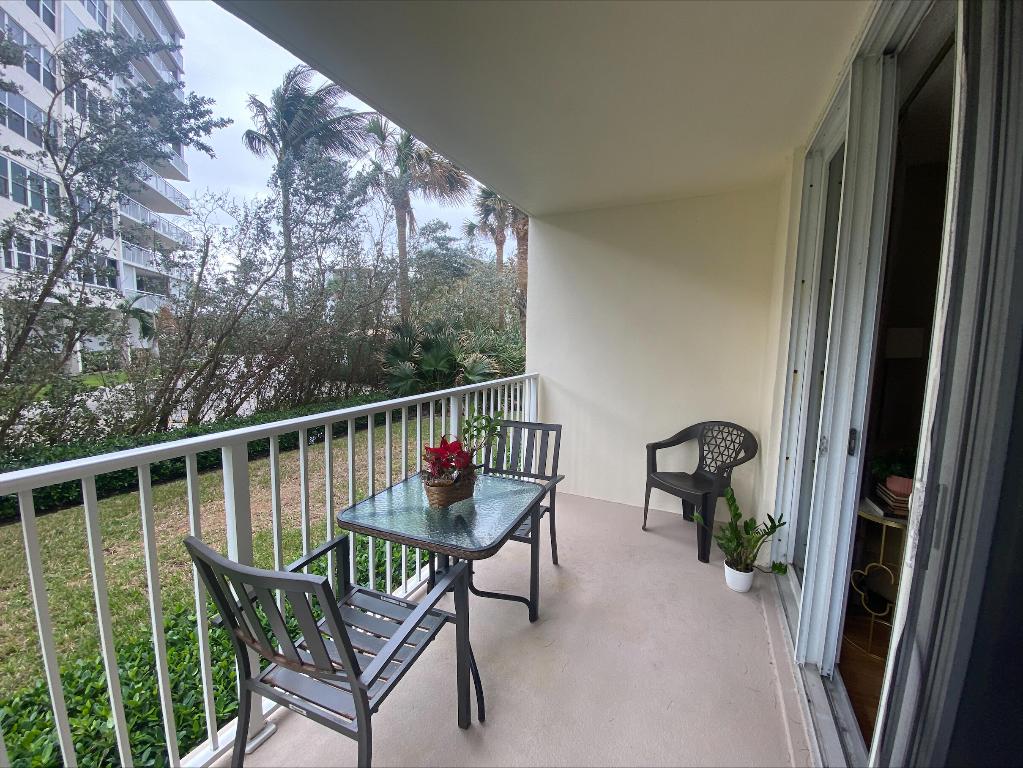 LE CHATEAU ROYAL CONDO - Residential Lease