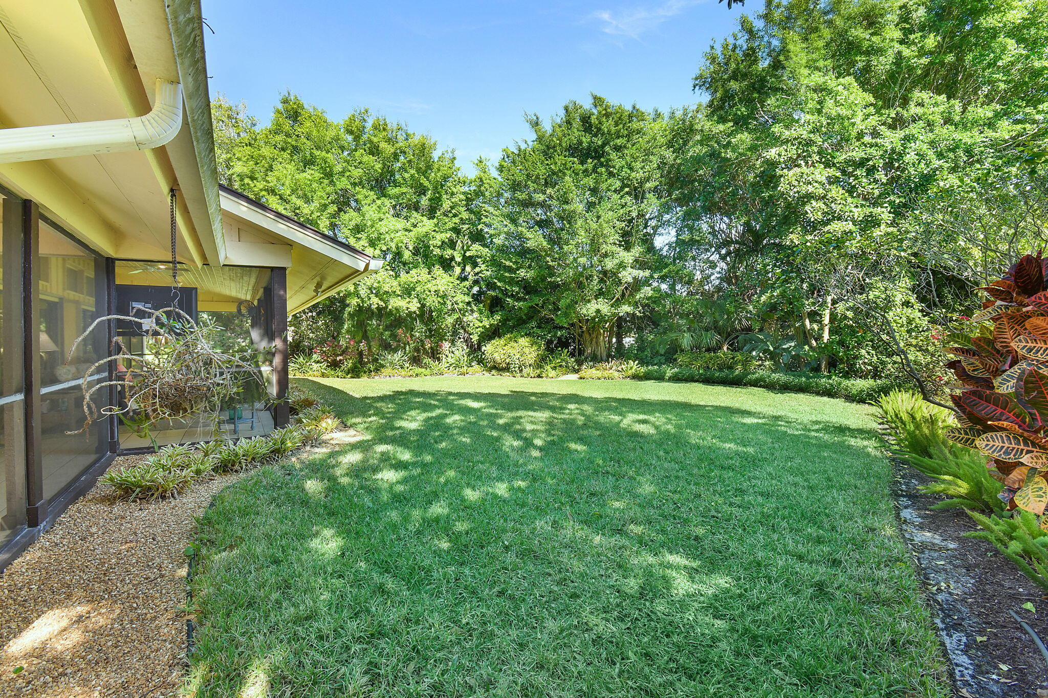 MARINER SANDS - Residential