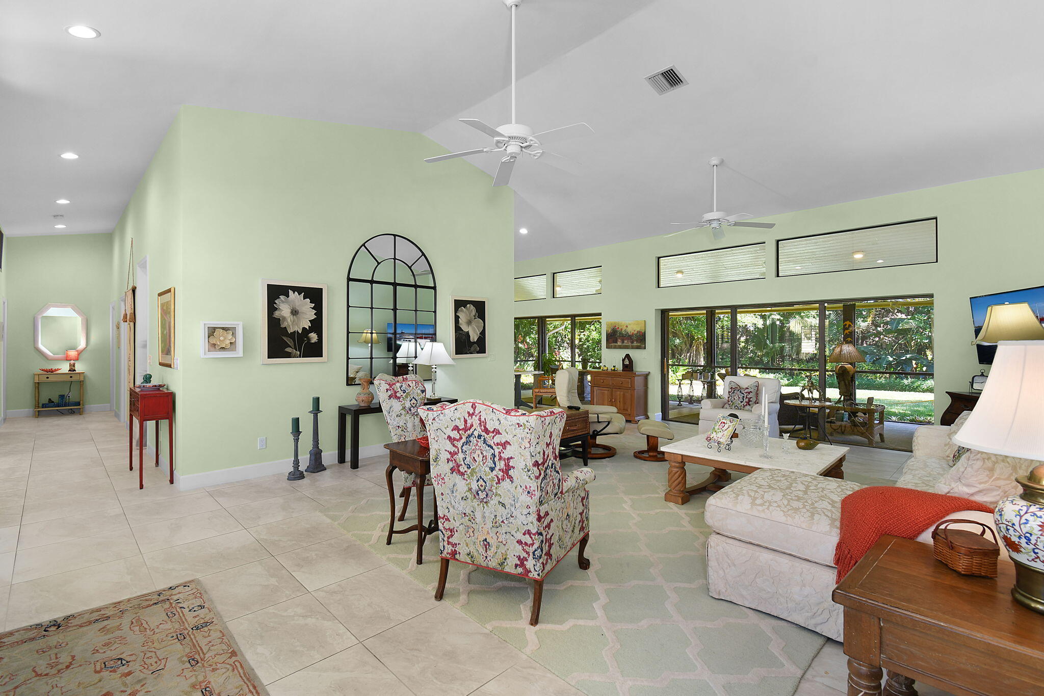 MARINER SANDS - Residential