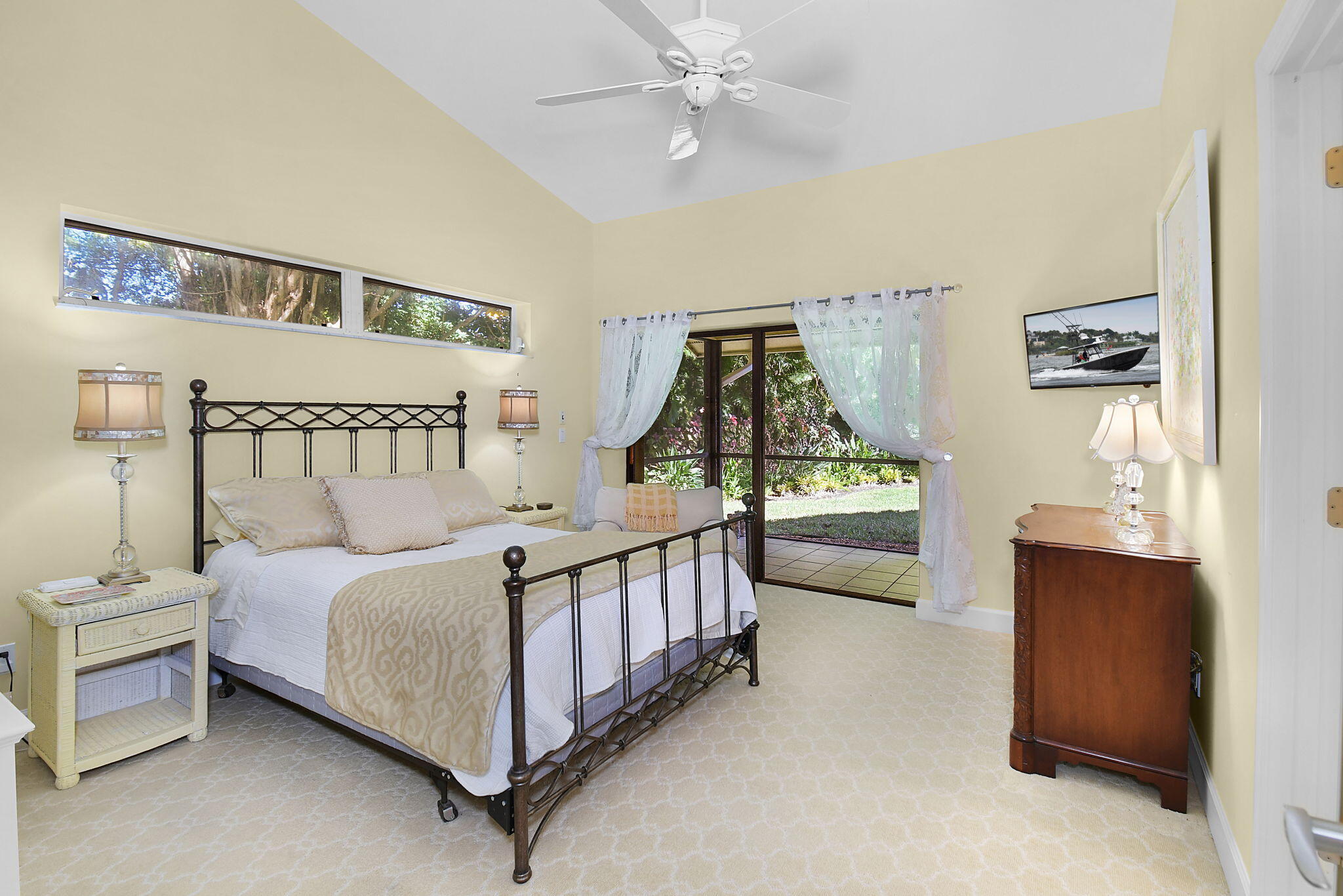 MARINER SANDS - Residential