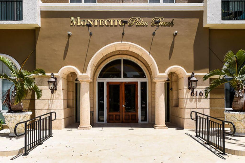 Photo of 616 Clearwater Park Road #1207, West Palm Beach, FL 33401 (MLS # B26045574)