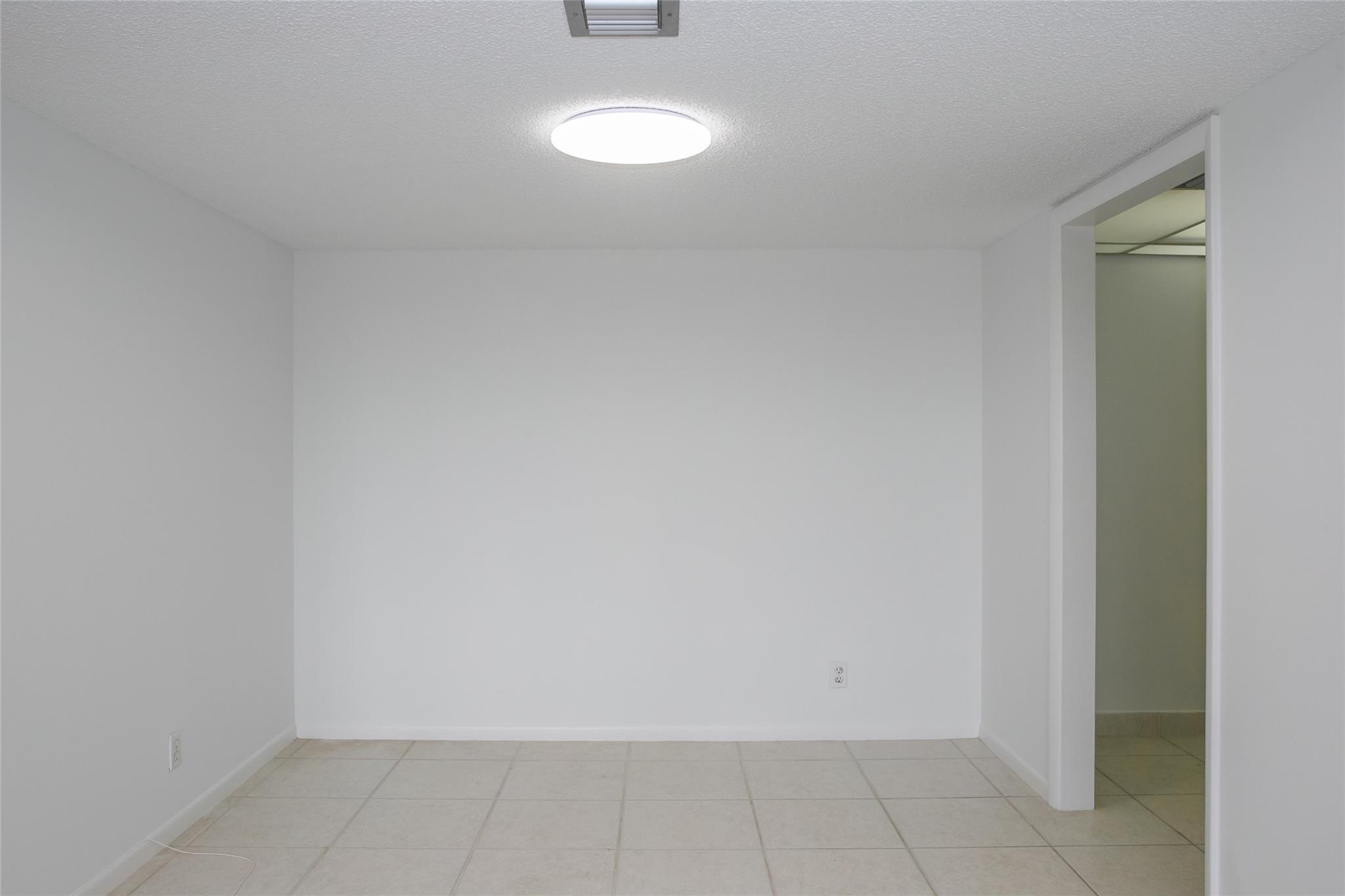 AMAZING VIEWS FROM THIS SPACIOUS 2 BEDROOM 2 BATH CONDO IN DESIRABLE COUNTRY CLUB TOWER*SPLIT BEDROOM FLOOR PLAN*BEAUTIFULLLY REMODELED GUEST BATH*LARGE BEDROOMS*SCREENED IN PATIO* TONS OF LIGHT IN THIS UNIT*SECURE BUILDING WITH CONCIERGE*NOT CAT WALKS*GREAT AMMENITIES INCLUDING FITNESS ROOM, HEATED POOL, LOUNGE & MEETING ROOM*CLOSE TO EVERYTHING IN CORAL SPRINGS-SHOPPING, DINING, MEDICAL FACILTIES AND MAJOR ROADS & HIGHWAYS*