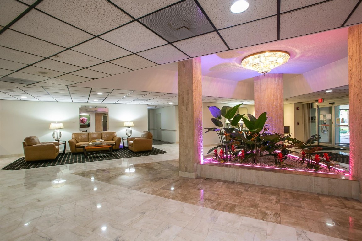 10777 W Sample Road 718