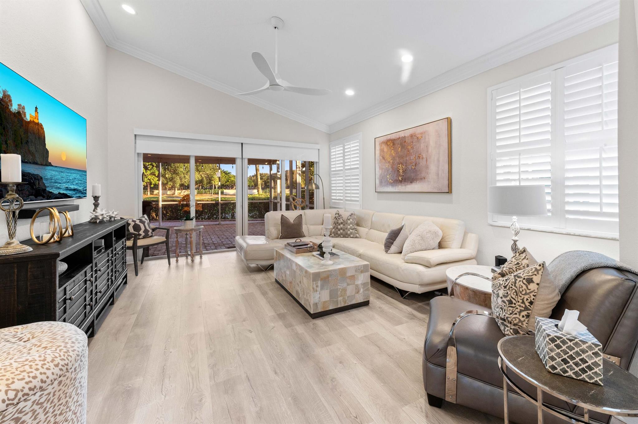 CANDLEWOOD - Residential