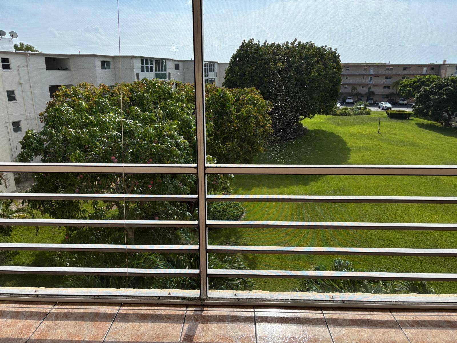 View photos, virtual tours, details... 2615 NE 3RD Court 402
