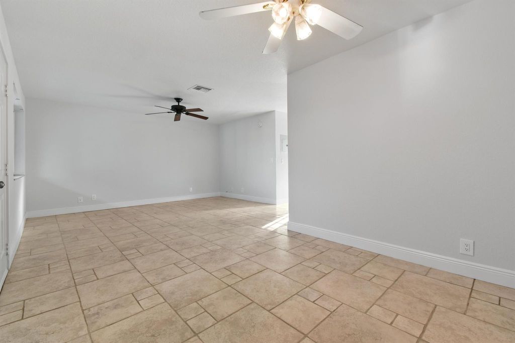 Photo of 316 Southwind Court #204, North Palm Beach, FL 33408 (MLS # R10959360)