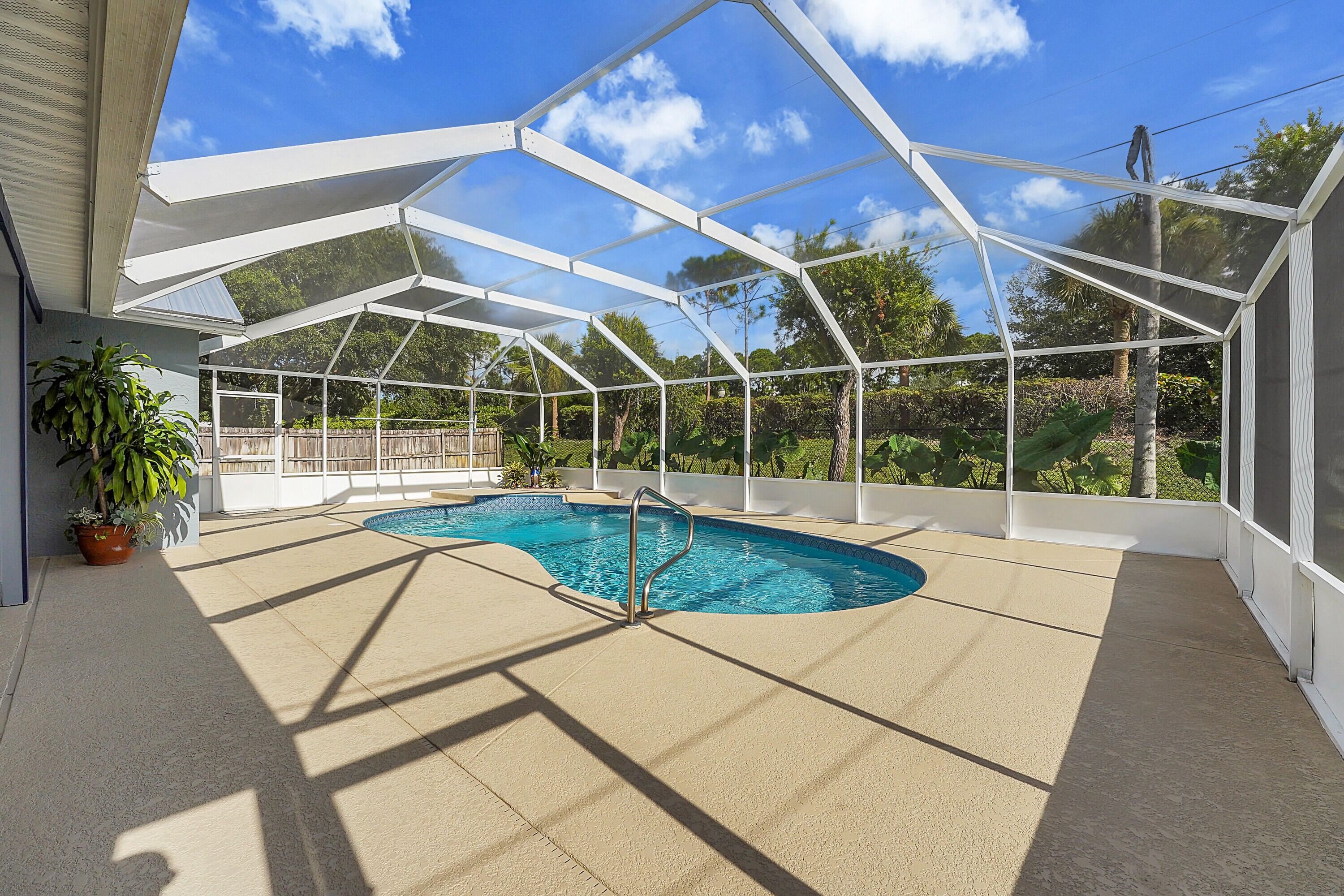 PORT ST LUCIE SECTION 20 - Residential