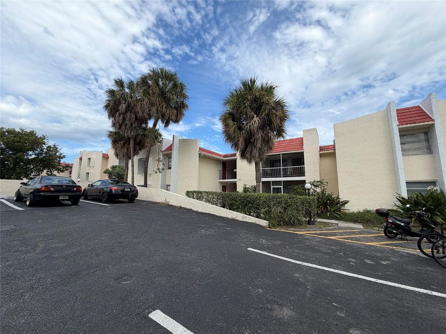 Experience the best of East Boca Raton in this bright and spacious 2-bedroom, 2-bath top-floor corner unit. Enjoy abundant natural light, expansive windows, and a large screened-in balcony with peaceful views of lush landscaping and a serene canal—perfect for morning coffee or evening unwinding. Enjoy of an assigned covered parking spot! Move-in ready and ideally located: walk to FAU, bike to Mizner Park, and Boca Regional Hospital is just steps away. The Oaks at Boca community offers fantastic amenities including 4 resort-style pools, tennis courts, and evening security, providing comfort and convenience in a beautifully maintained setting. Live in one of Boca Raton’s most desirable areas and embrace the ultimate Florida lifestyle. Fast Approval