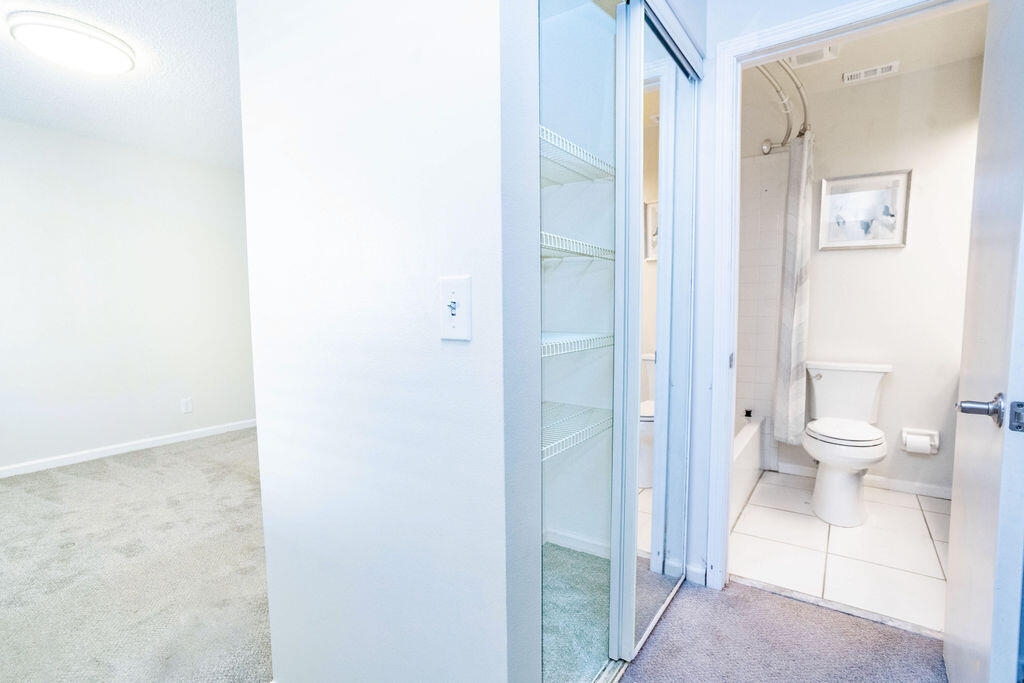 POPPLETON CREEK CONDO - Residential