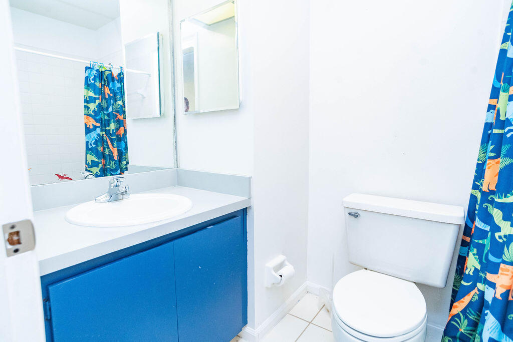 POPPLETON CREEK CONDO - Residential