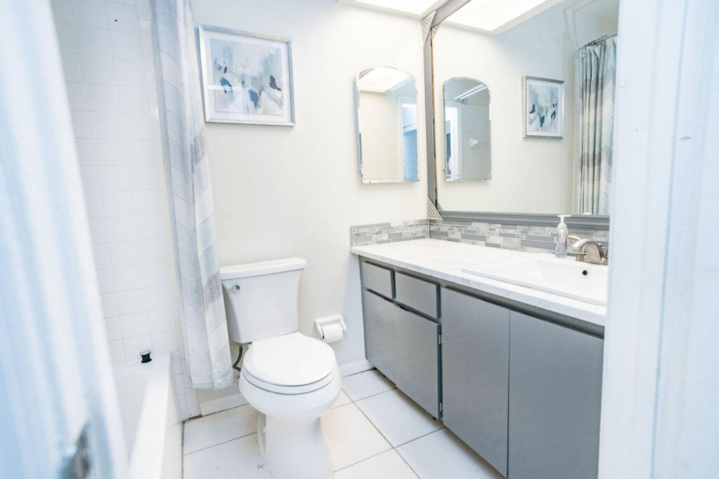 POPPLETON CREEK CONDO - Residential