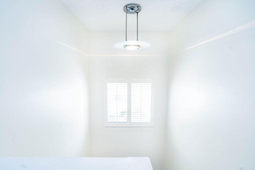 POPPLETON CREEK CONDO - Residential