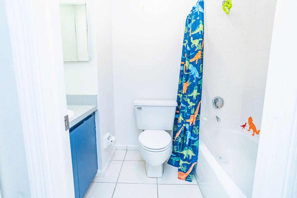 POPPLETON CREEK CONDO - Residential