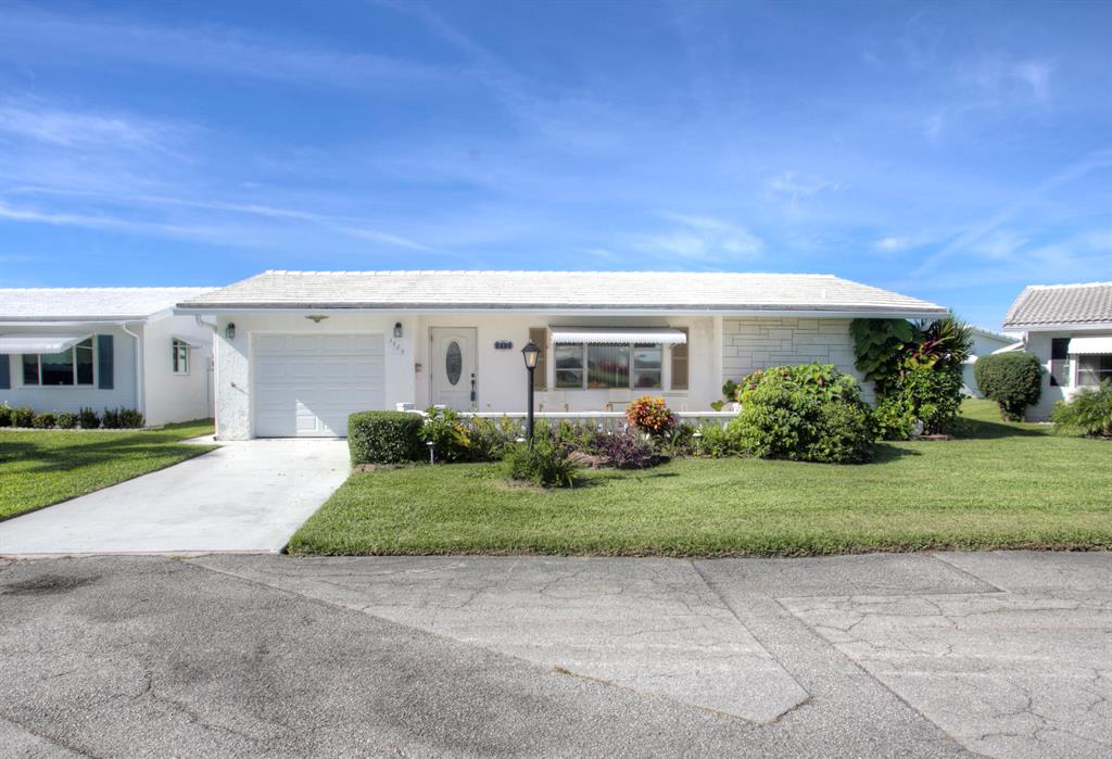 PALM BEACH LEISUREVILLE SEC 10 - Residential