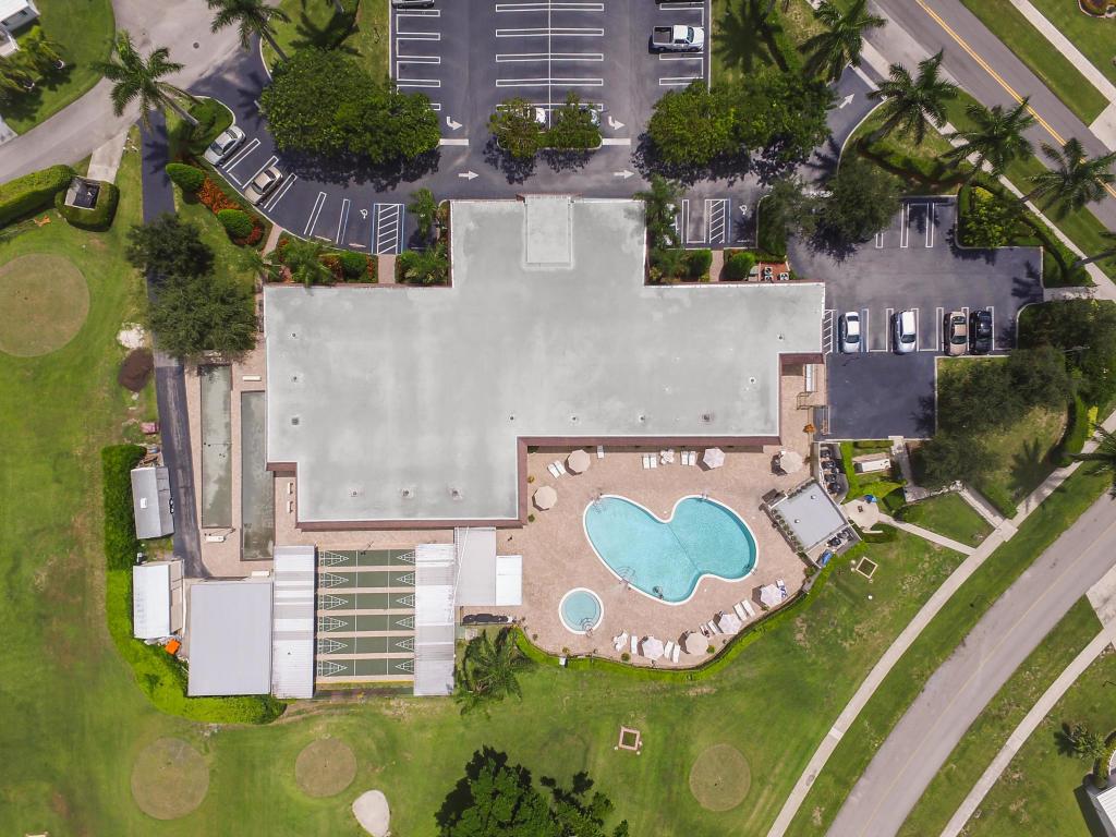 PALM BEACH LEISUREVILLE SEC 10 - Residential