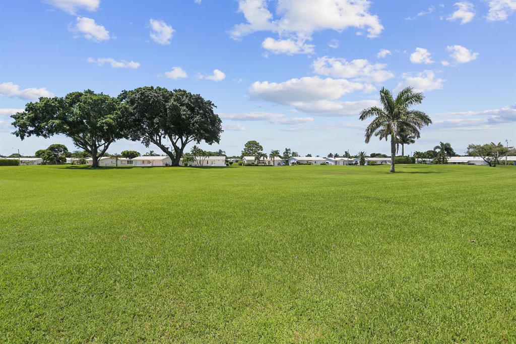 PALM BEACH LEISUREVILLE SEC 10 - Residential