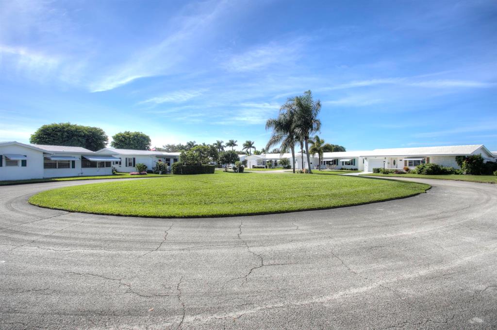 PALM BEACH LEISUREVILLE SEC 10 - Residential