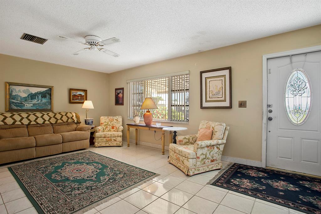 PALM BEACH LEISUREVILLE SEC 10 - Residential