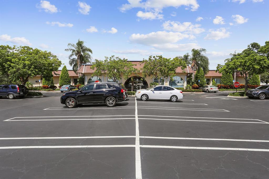 PALM BEACH LEISUREVILLE SEC 10 - Residential