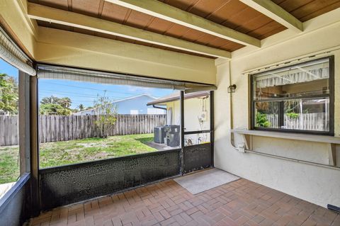 Tiny photo for 68 W Arch Drive, Lake Worth, FL 33467 (MLS # B26005098)