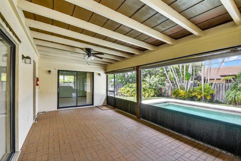Tiny photo for 68 W Arch Drive, Lake Worth, FL 33467 (MLS # B26005098)