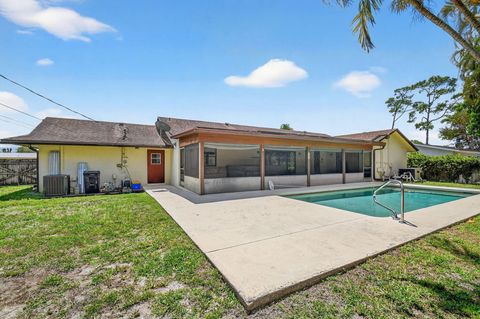 Tiny photo for 68 W Arch Drive, Lake Worth, FL 33467 (MLS # B26005098)