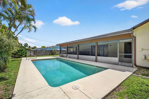 Tiny photo for 68 W Arch Drive, Lake Worth, FL 33467 (MLS # B26005098)