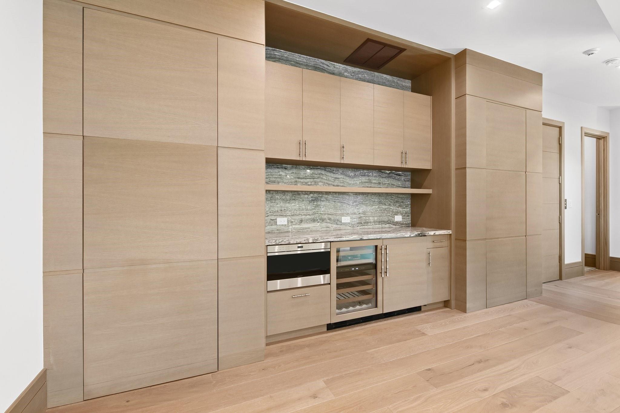 Colee Hammock 1-17 B - Residential