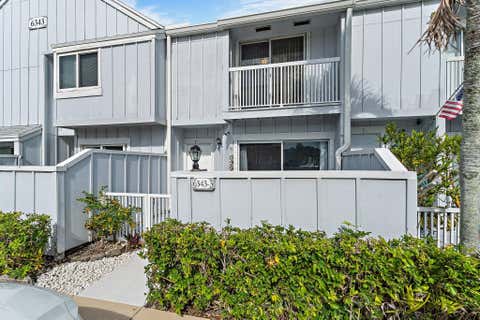 Photo of 6343 Riverwalk Lane #3, Jupiter, FL 33458 (MLS # B26042182)