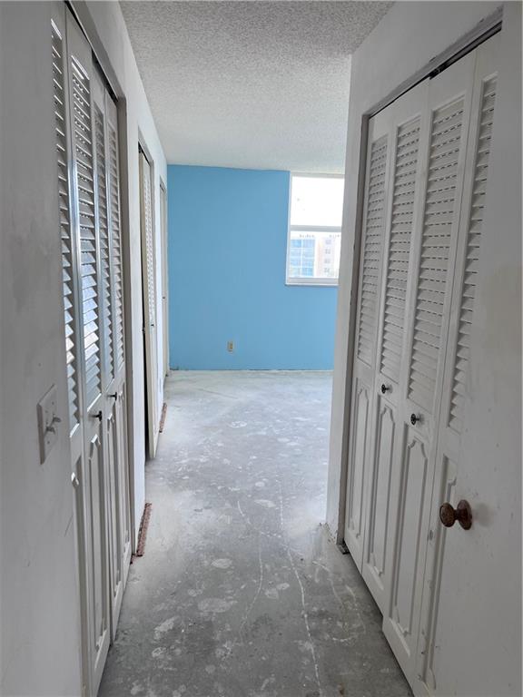Meadowbrook Lakes - Residential