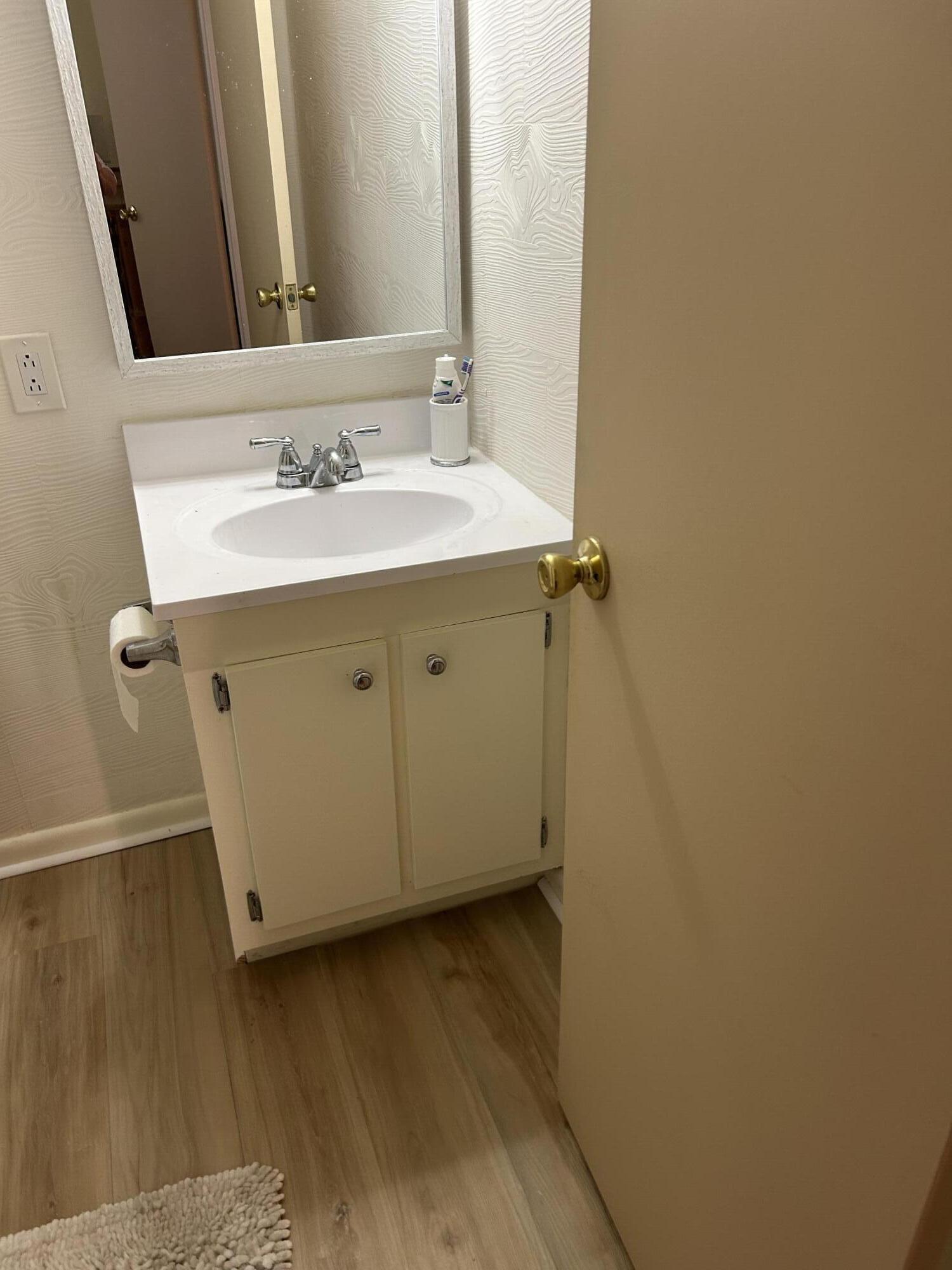 KING MOUNTAIN CONDO (AKA MONTEREY YACHT & COUNTRY - Residential