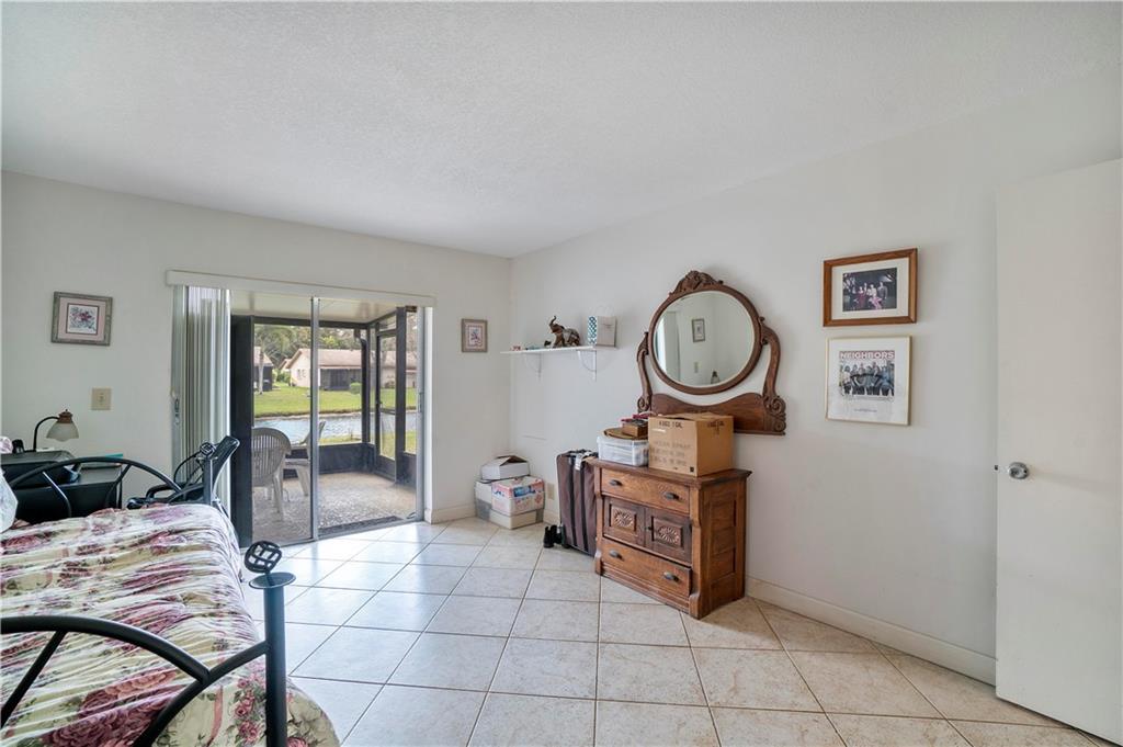 DELRAY VILLAS 3 - Residential