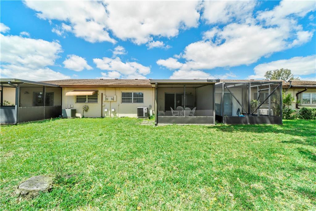 DELRAY VILLAS 3 - Residential