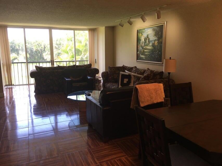 4070 Tivoli Court 202