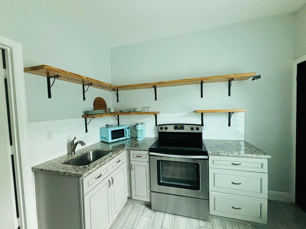 Photo of 1036 Francis Street, West Palm Beach, FL 33405 (MLS # R11102173)