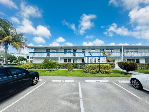 Tiny photo for 291 Prescott O, Deerfield Beach, FL 33442 (MLS # B26036471)
