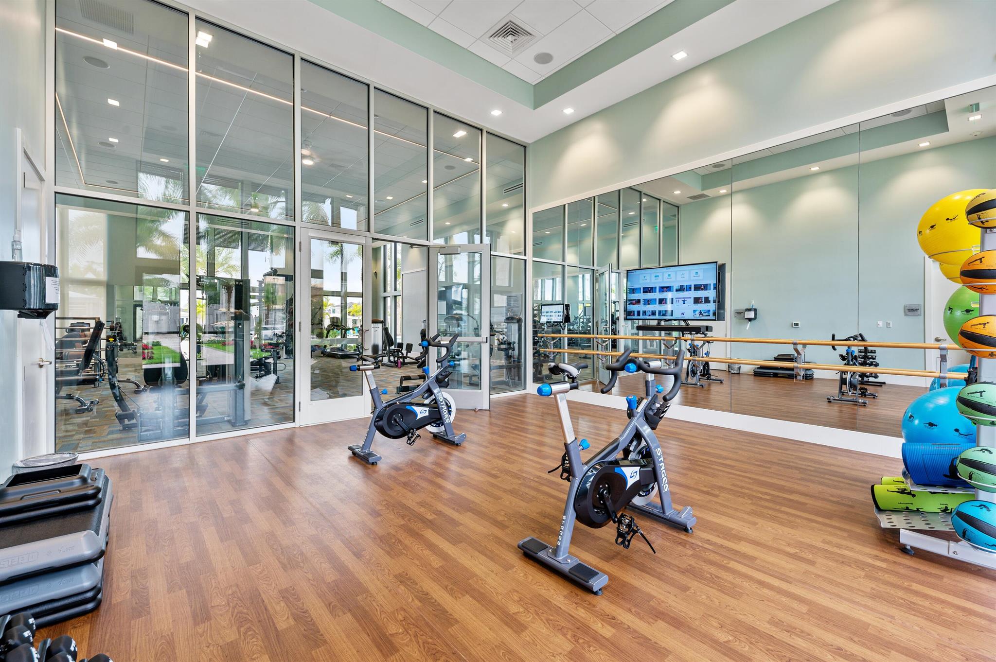 ARTISTRY - Residential