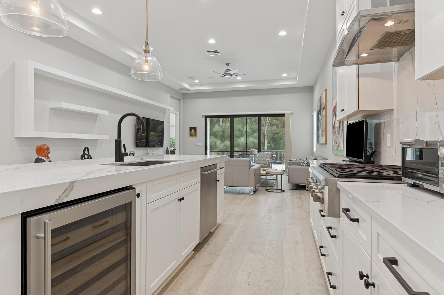 ARTISTRY - Residential