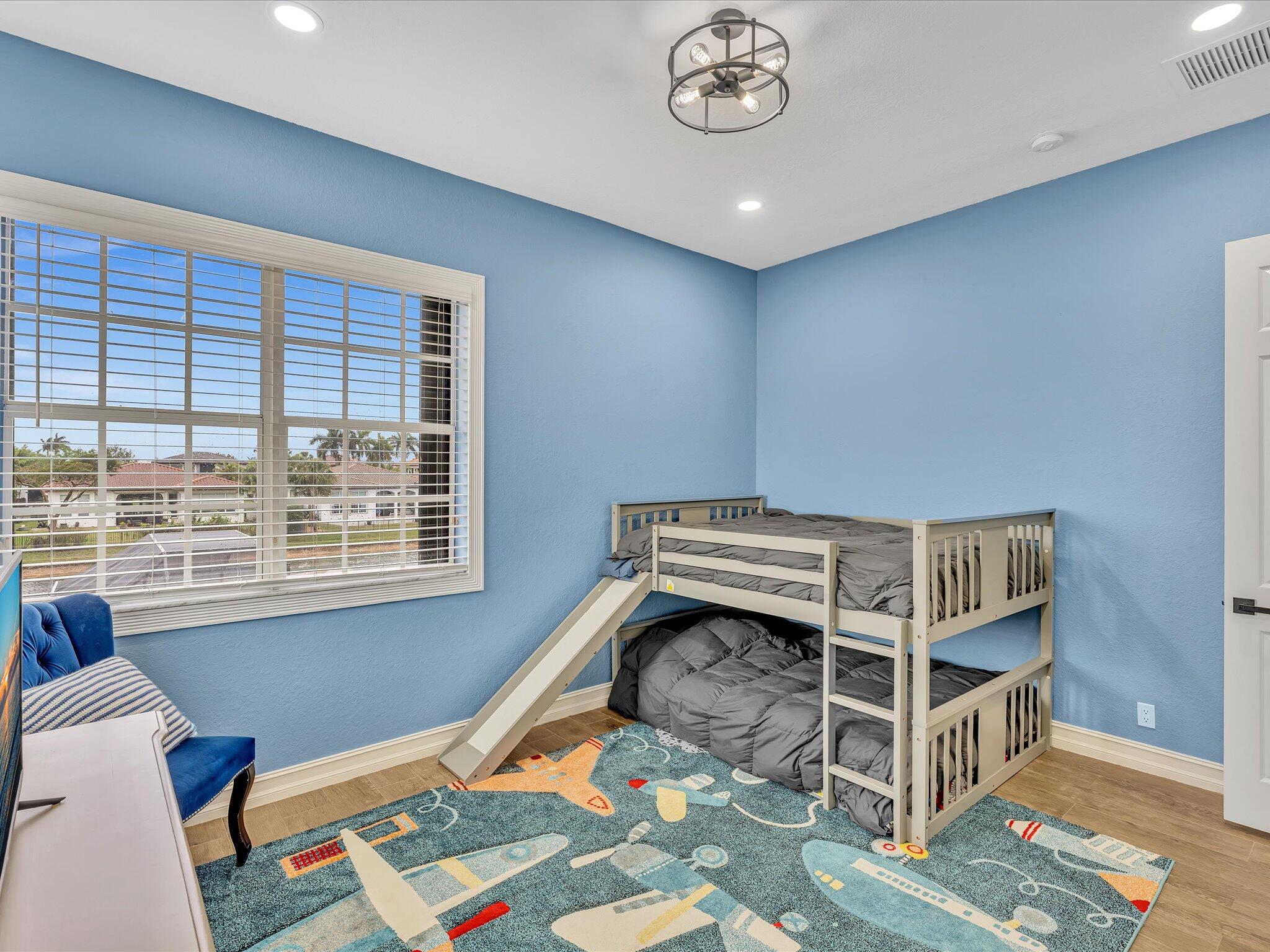 HERON BAY NORTHEAST - Residential