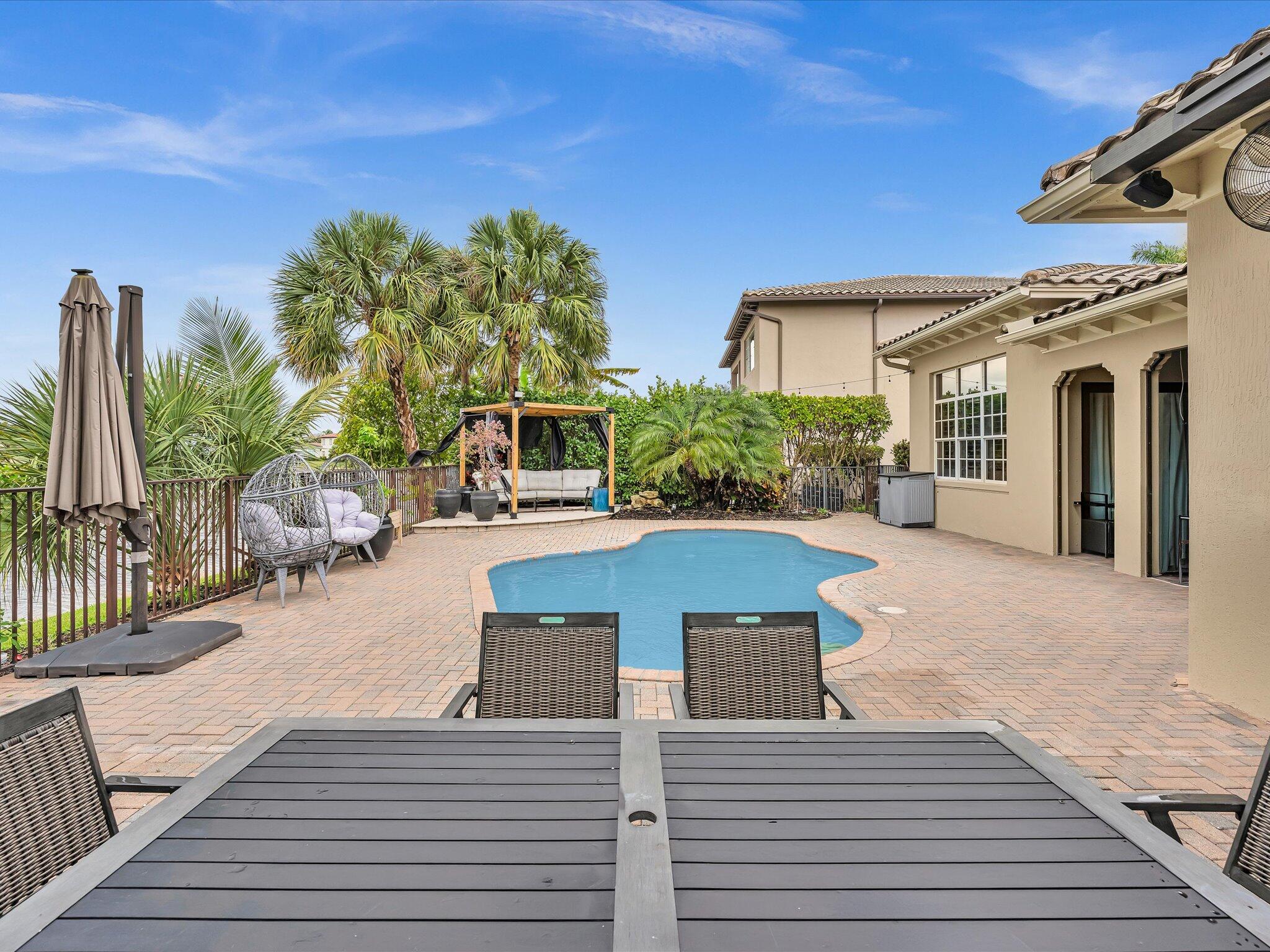 HERON BAY NORTHEAST - Residential