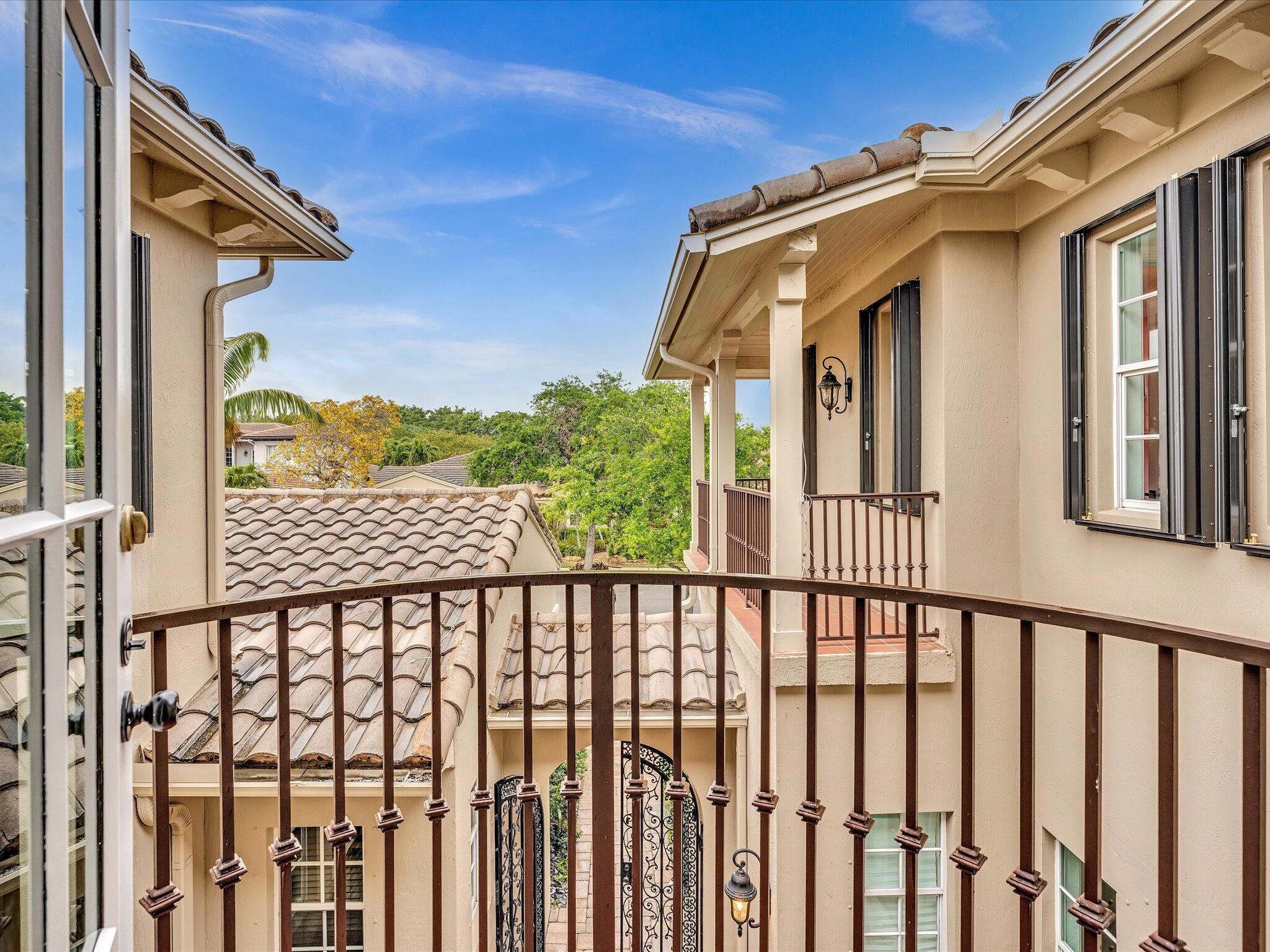 HERON BAY NORTHEAST - Residential