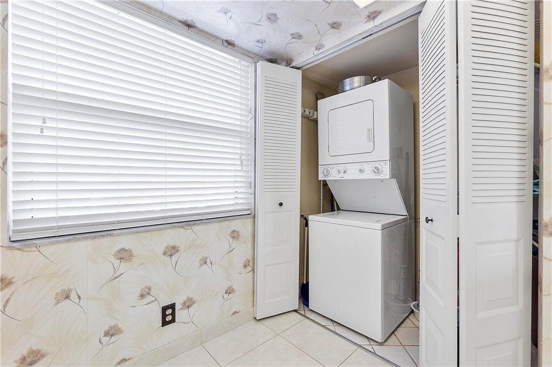 Palm Springs 2 - Residential