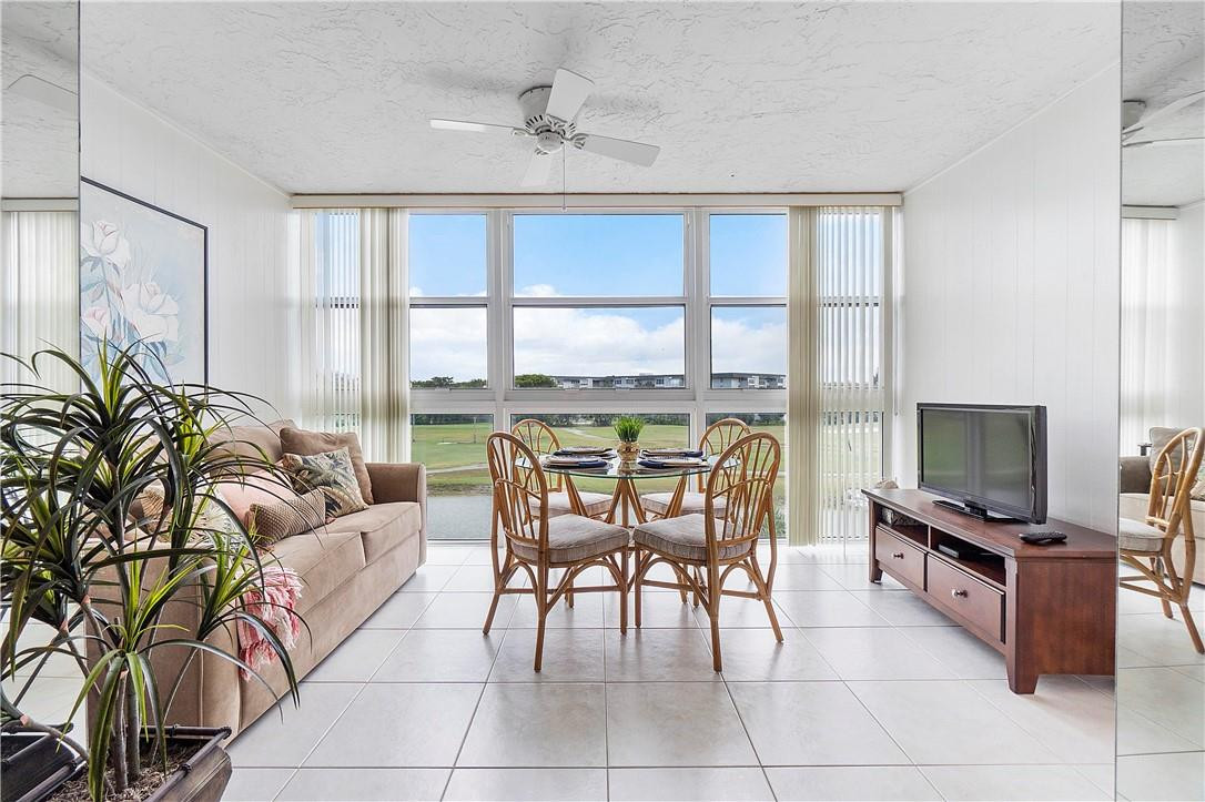 Palm Springs 2 - Residential