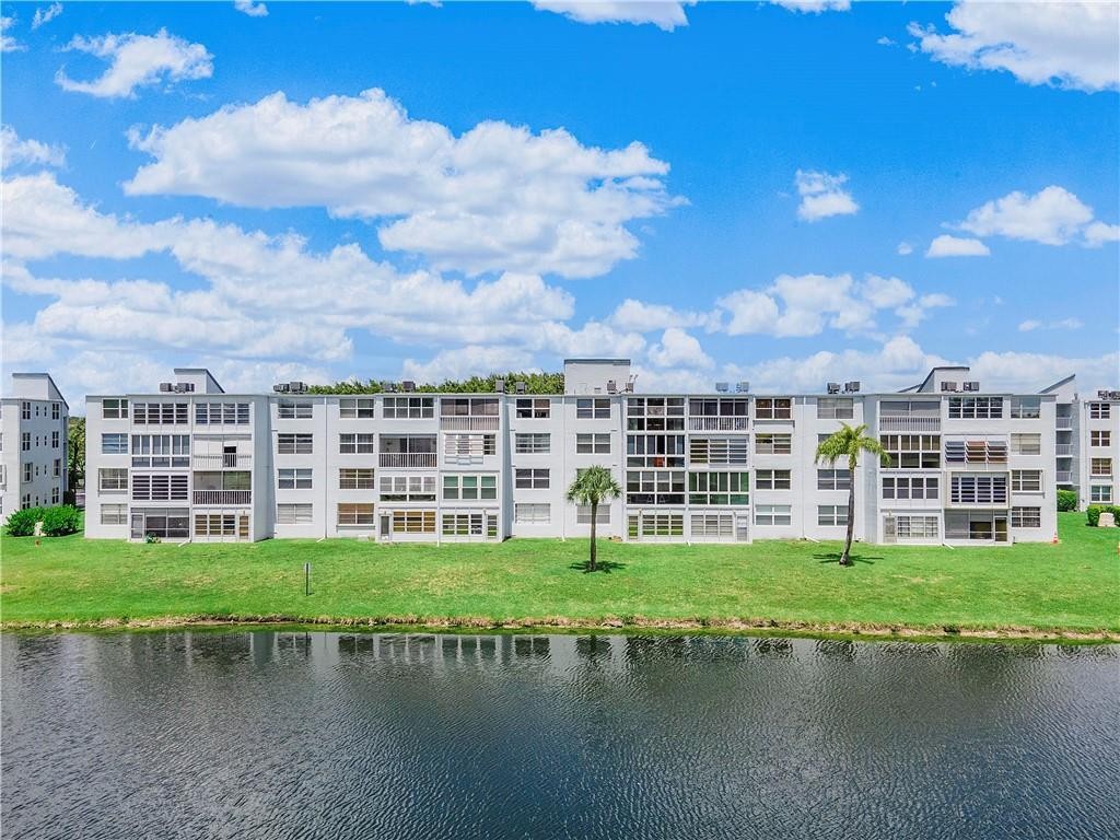 Palm Springs 2 - Residential