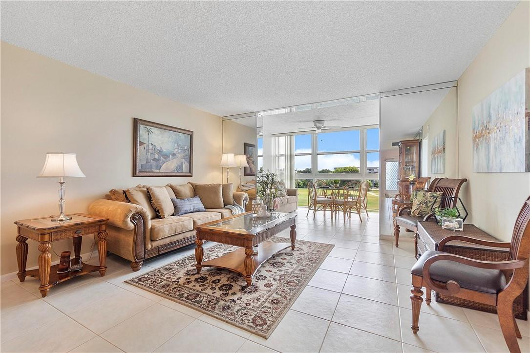 Palm Springs 2 - Residential