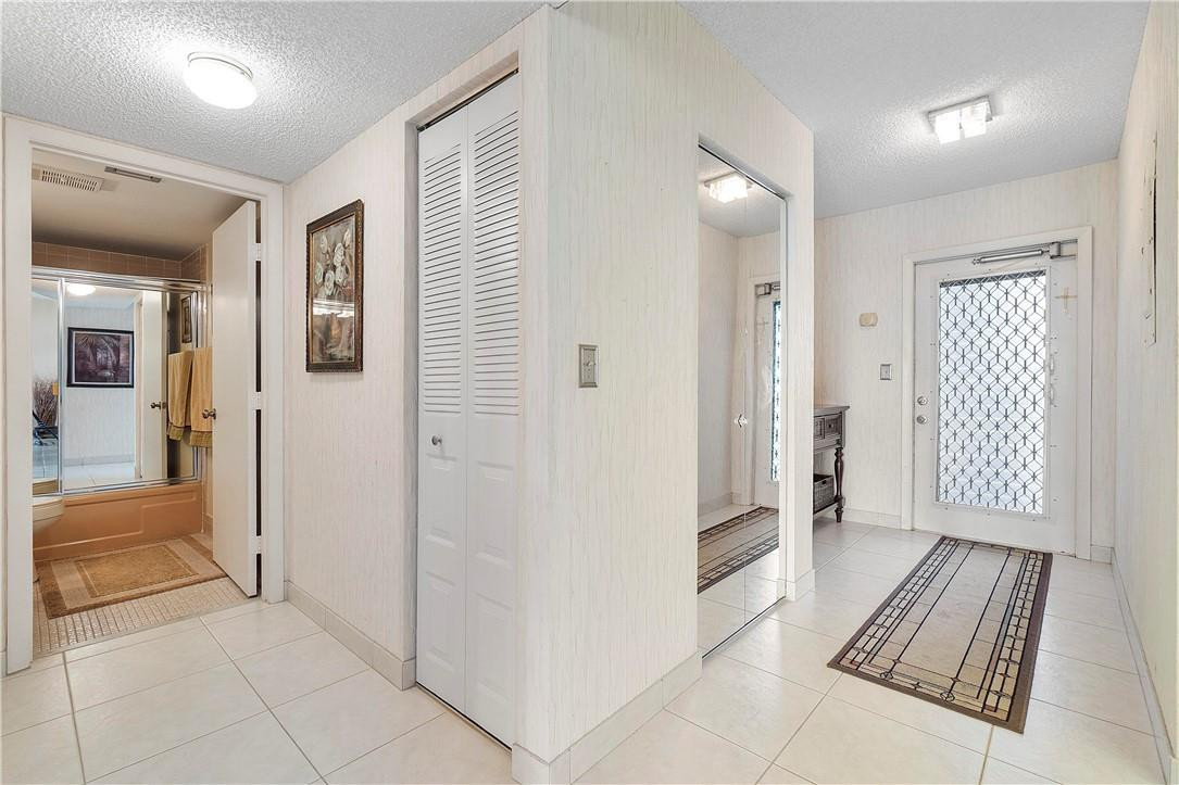 Palm Springs 2 - Residential