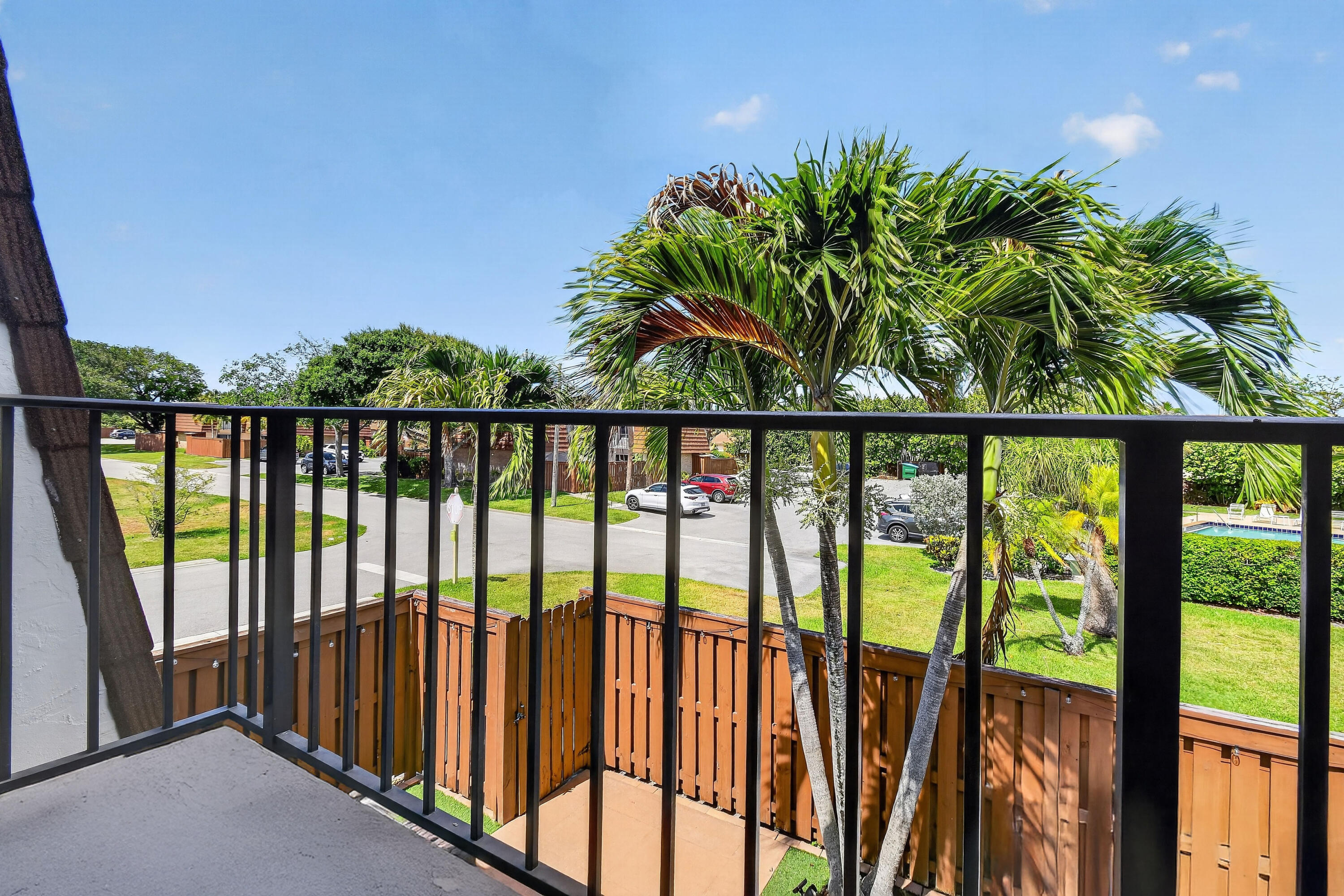 TEQUESTA HILLS CONDO - Residential