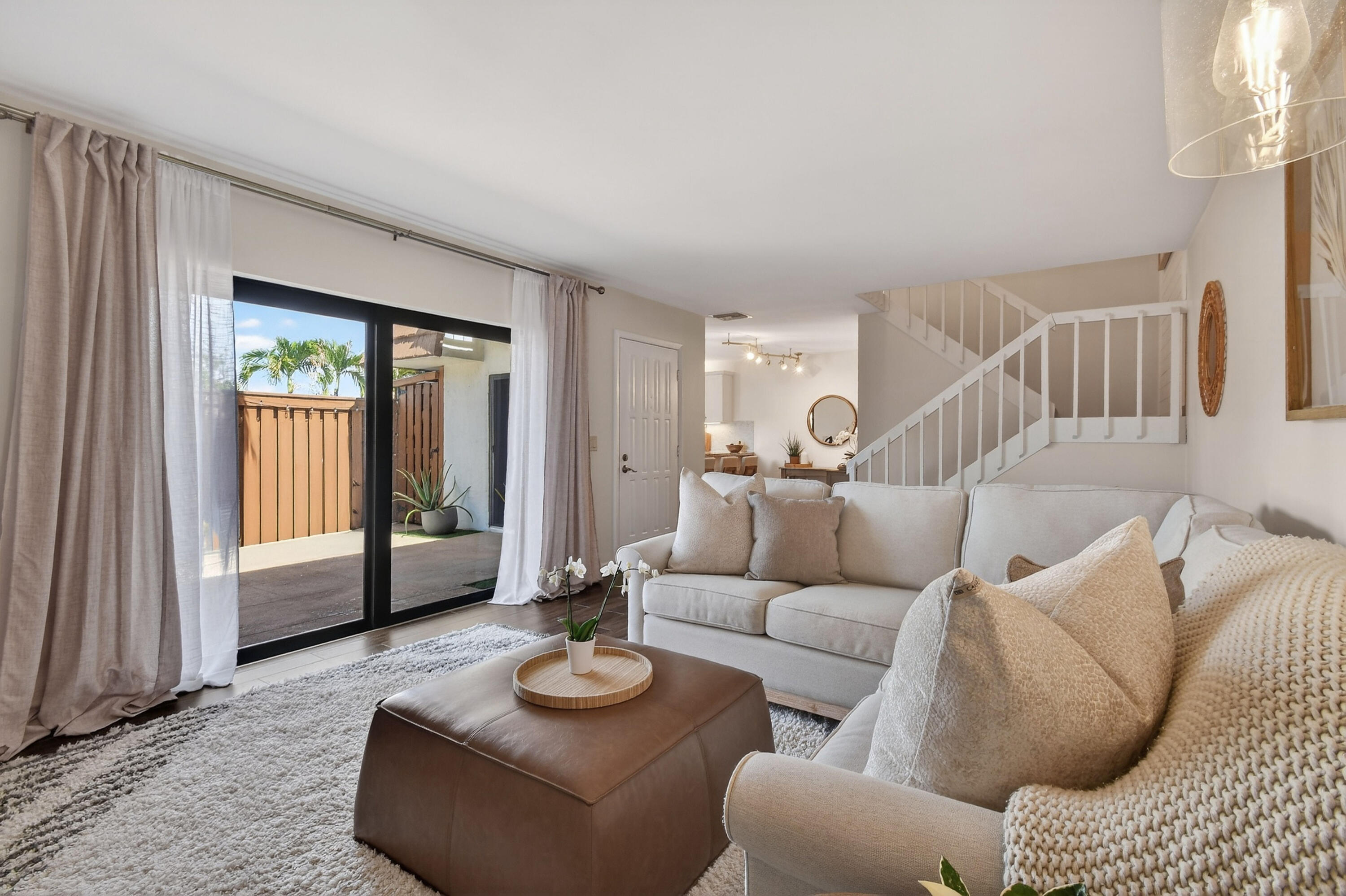 TEQUESTA HILLS CONDO - Residential